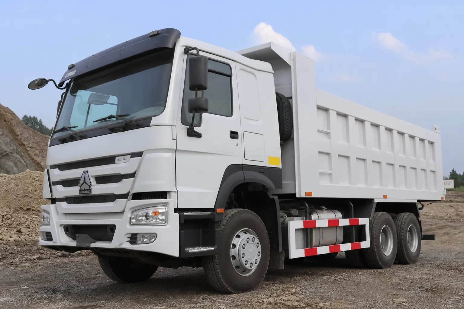 Самосвал HOWO 6x4